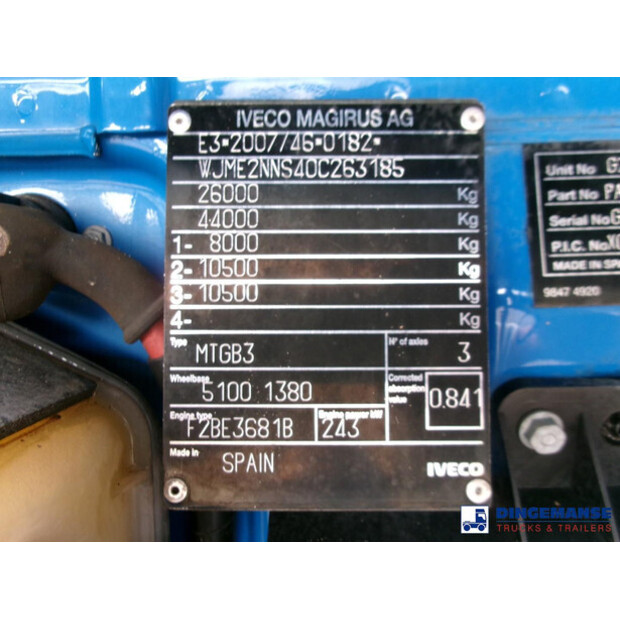 2013 Iveco AD260T33-43065105