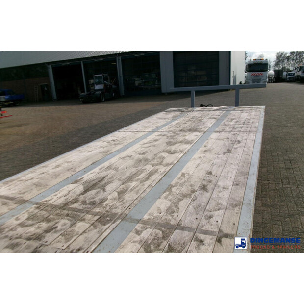 2004 كينج OTHERS-43067213