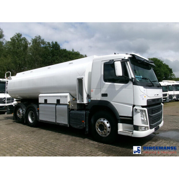 2015 فولفو FM380-43068791