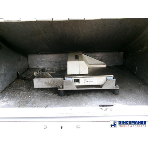 2015 فولفو FM380-43068805