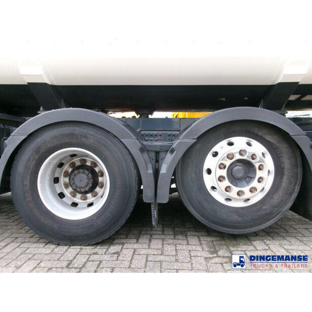 2015 فولفو FM380-43068808