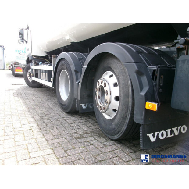 2015 فولفو FM380-43068809