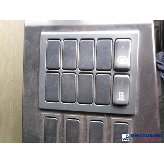 2010 مان HX 18.330-43069176