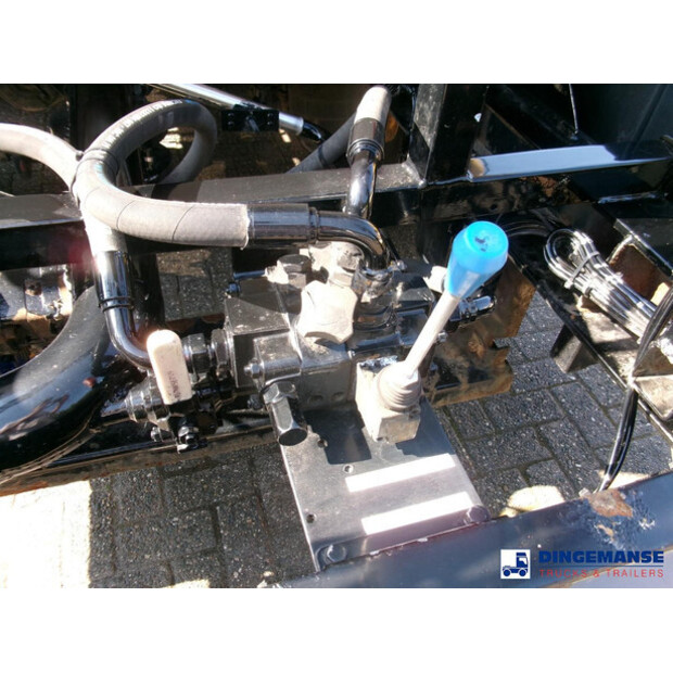 2002 Clayton OTHERS-43069516