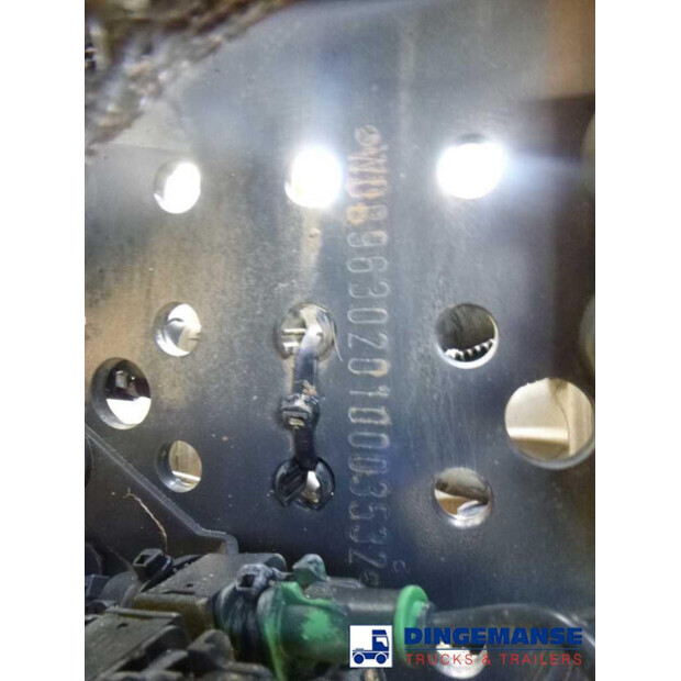 2016 مرسيدس بنز Antos 2635-43070235