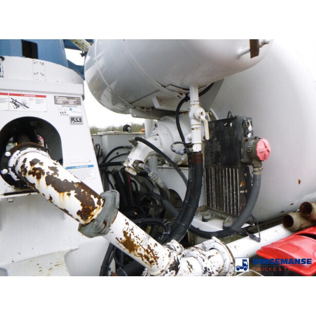 2018 مرسيدس بنز AROCS 3240-43070847