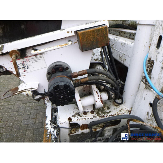 2018 مرسيدس بنز AROCS 3240-43070851