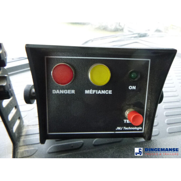 2018 مرسيدس بنز AROCS 3240-43070868