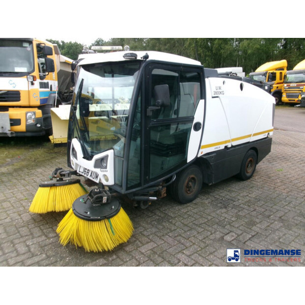 2018 Johnston C202-43070946