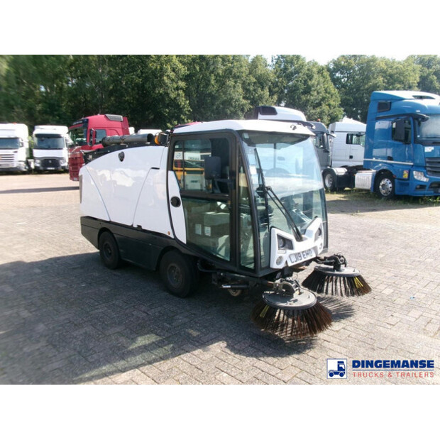 2019 Johnston C202-43070998