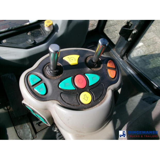 2019 Johnston C202-43071006