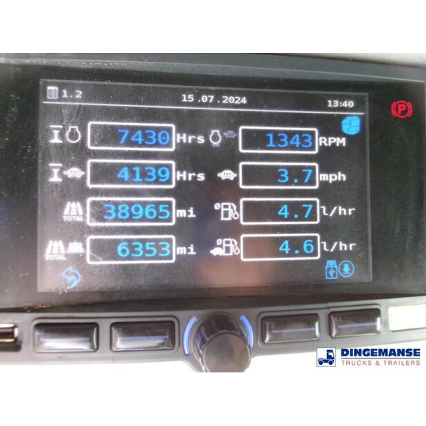 2019 Johnston C202-43071008