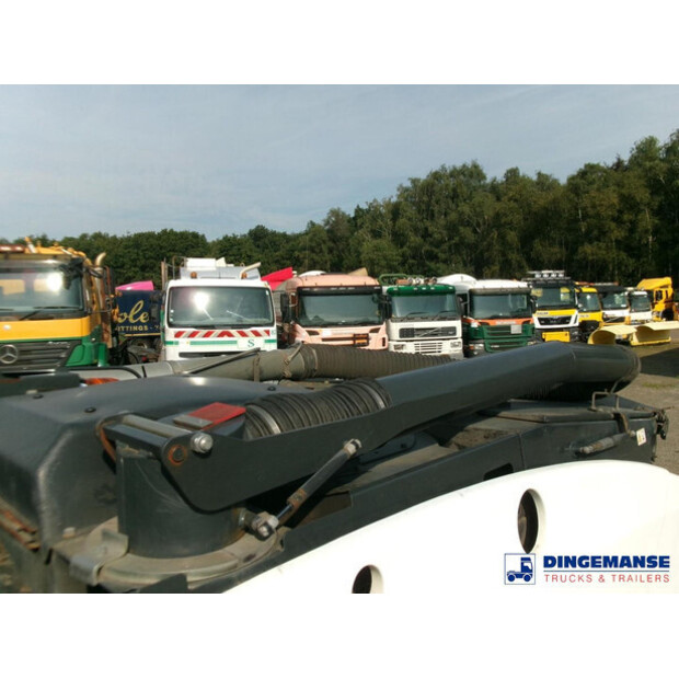 2019 Johnston C202-43071020