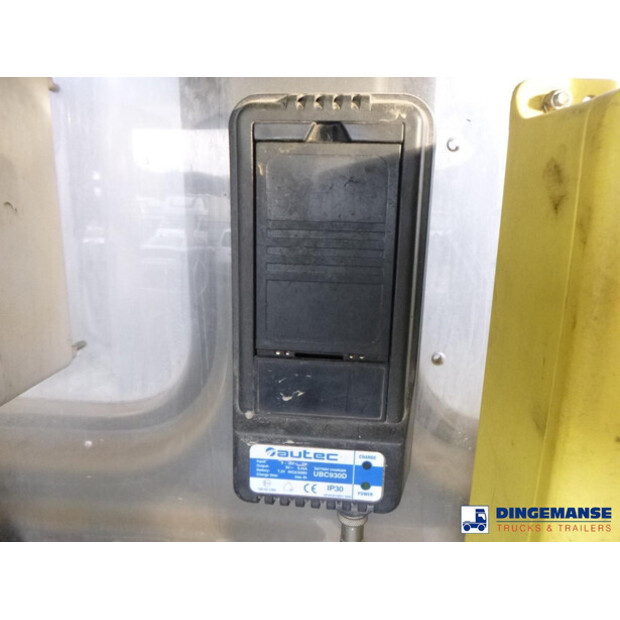 2005 Mercedes-Benz AXOR 2633-43071104