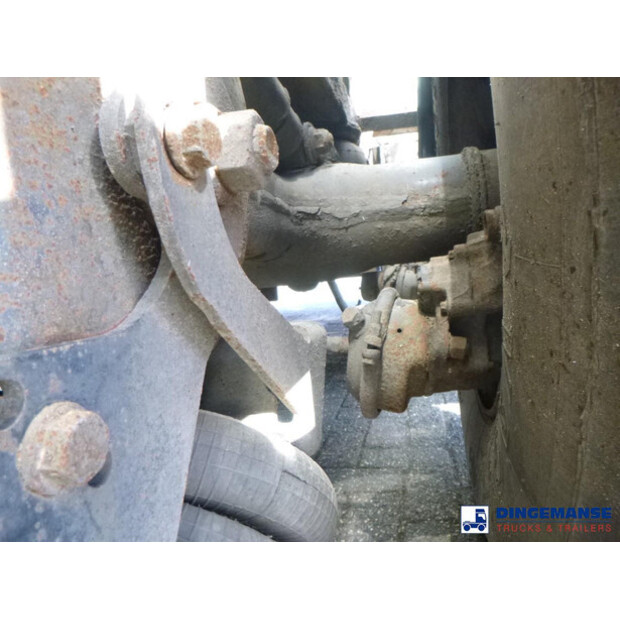 2006 WHALE OTHERS-43071996