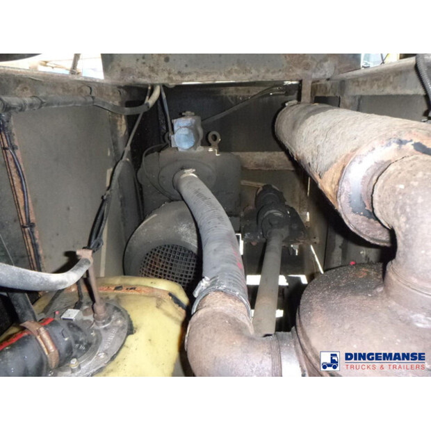 2006 WHALE OTHERS-43072009