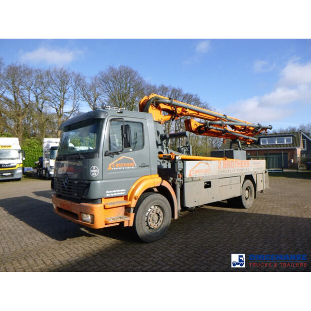 2002 Mercedes-Benz ATEGO-43072104