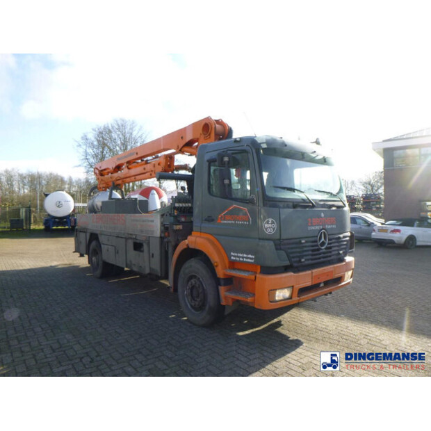 2002 Mercedes-Benz ATEGO-43072105