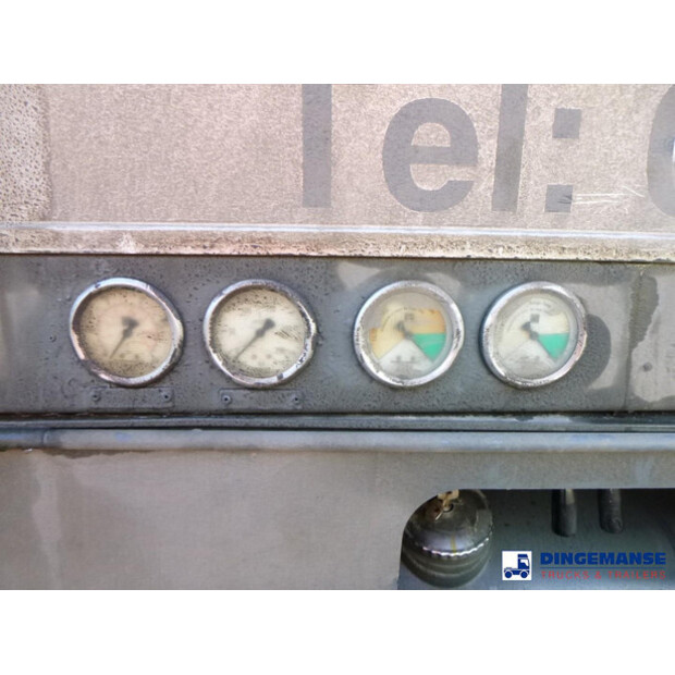 2002 Mercedes-Benz ATEGO-43072121