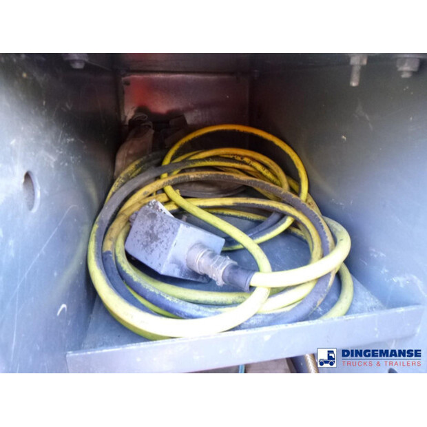 2002 Mercedes-Benz ATEGO-43072123