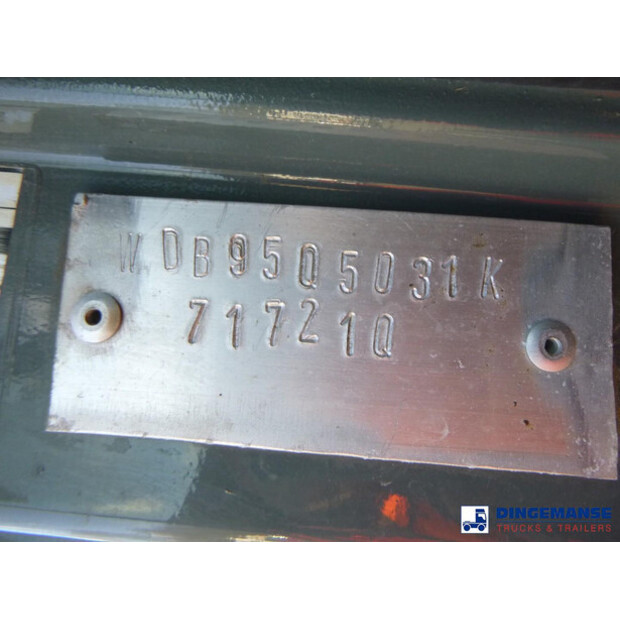 2002 Mercedes-Benz ATEGO-43072141