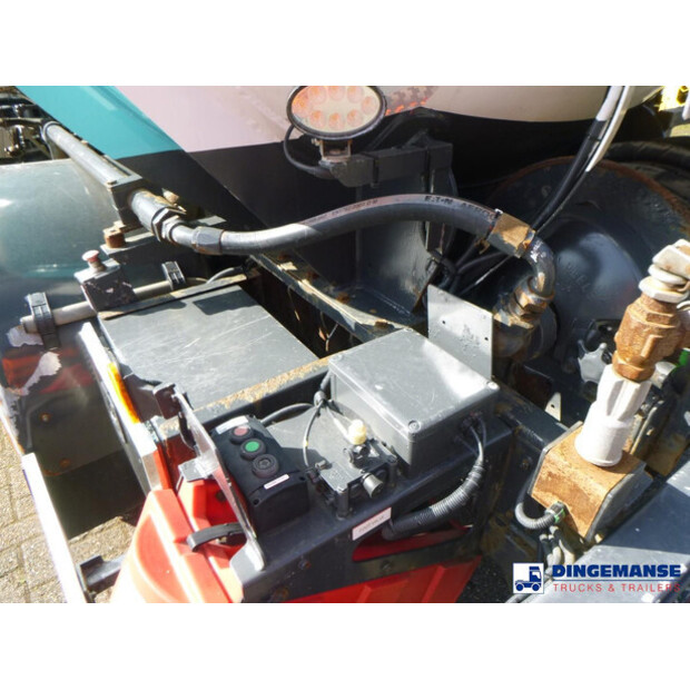 2011 فولفو FL290-43072278