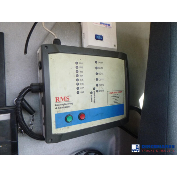 2011 فولفو FL290-43072293