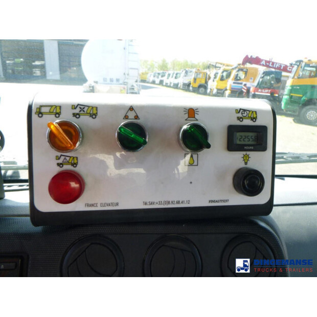 2018 Renault D7.5-43072372