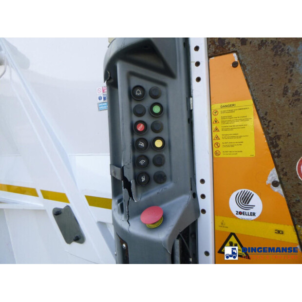 2016 Mercedes-Benz Econic 2630-43072521