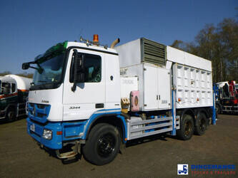صورة ل شاحنات 2009 مرسيدس بنز Actros 3344