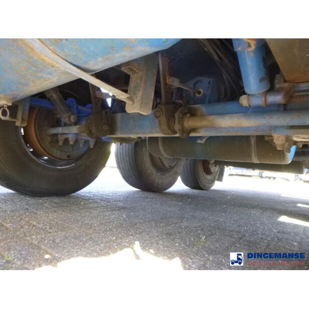 1997 إي يو OTHERS-43072741