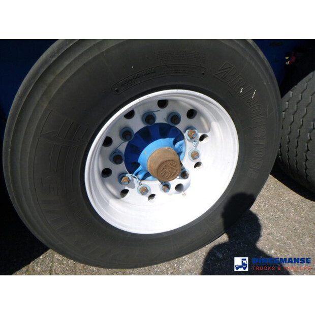 1997 إي يو OTHERS-43072821