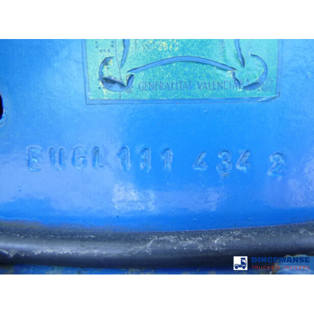 1997 إي يو OTHERS-43072831