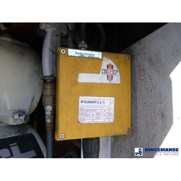 2015 مرسيدس بنز Antos 1842-43073250