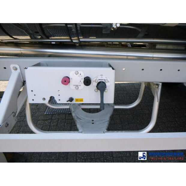 2017 LAG OTHERS-43073758