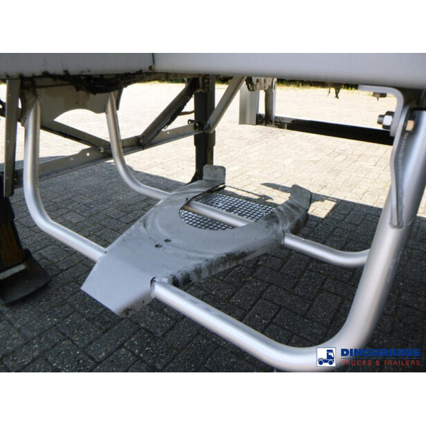 2017 LAG OTHERS-43073760