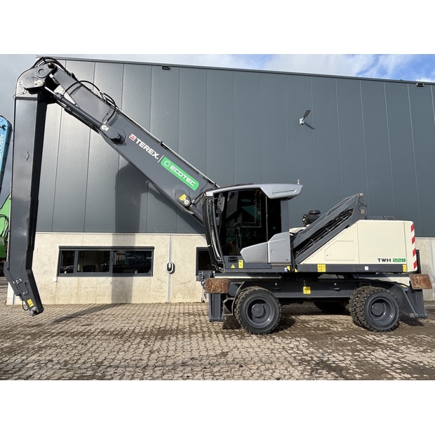 2021 FUCHS MHL340F-43082428