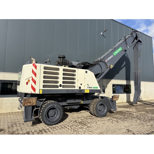 2021 FUCHS MHL340F-43082432