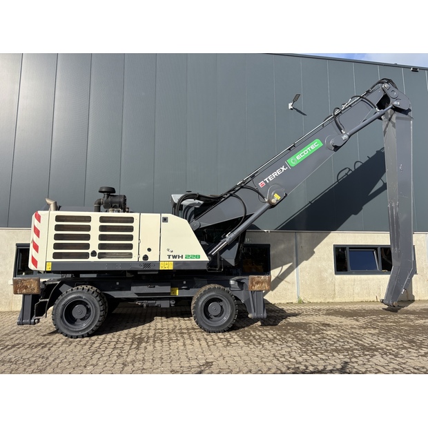 2021 FUCHS MHL340F-43082433