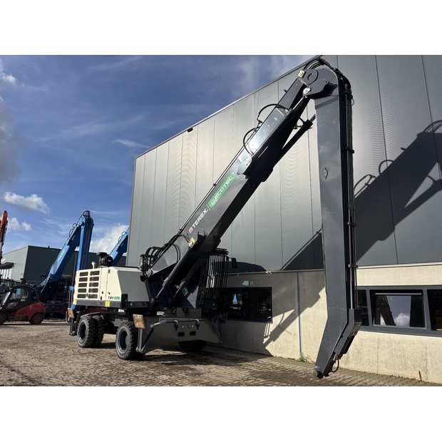 2021 FUCHS MHL340F-43082434