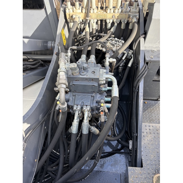 2021 FUCHS MHL340F-43082465