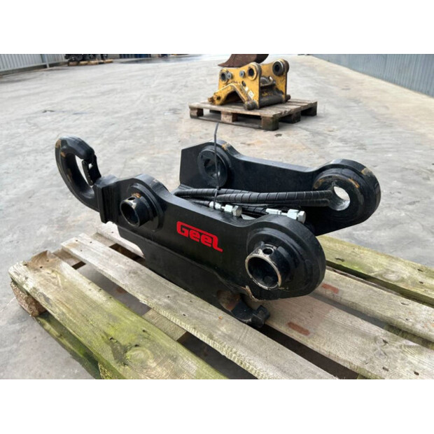 2024 Caterpillar 312D-43090604