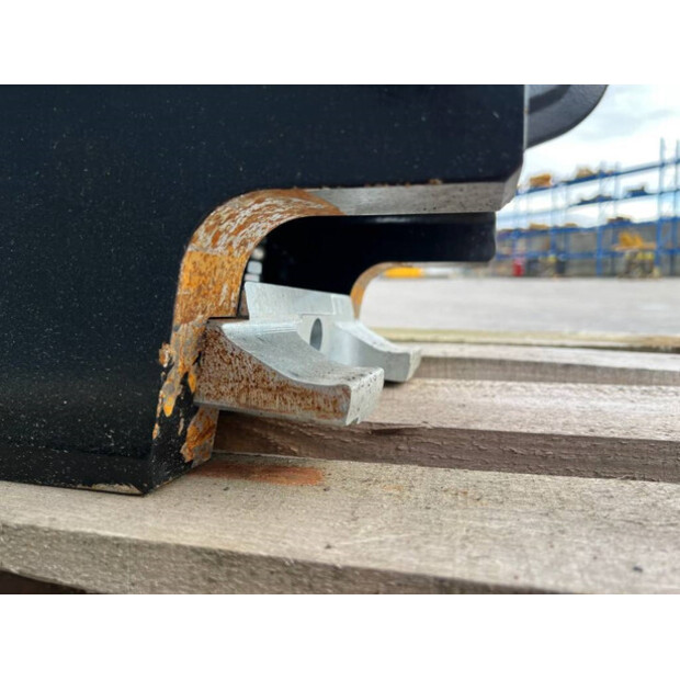 2024 Caterpillar 312D-43090611