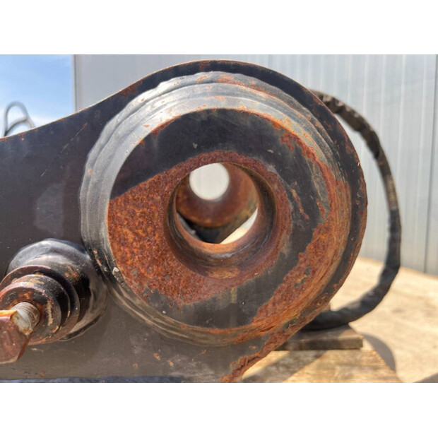 2017 أويل كويك OQ65-43090659