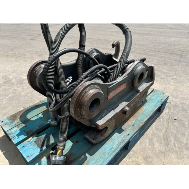 2009 OilQuick OQ70/55-43090692