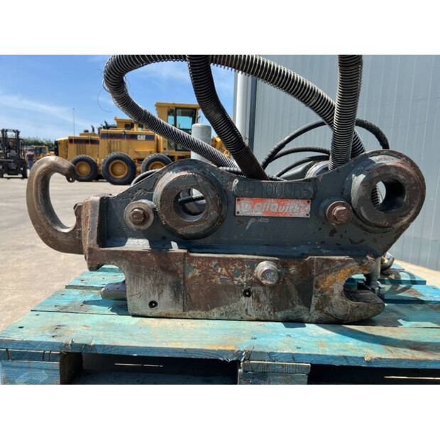 2009 OilQuick OQ70/55-43090695