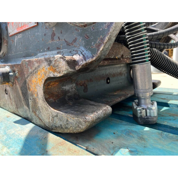 2009 OilQuick OQ70/55-43090699