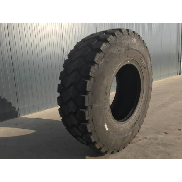 2025 اي تي ار 17.5R25-43090723