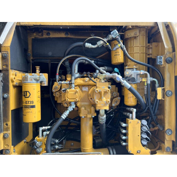 2010 Caterpillar 323D LN-43090801