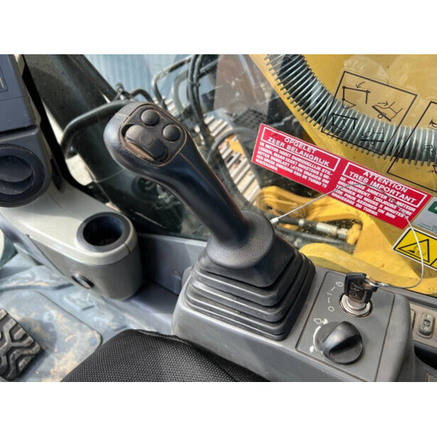 2010 Caterpillar 323D LN-43090815